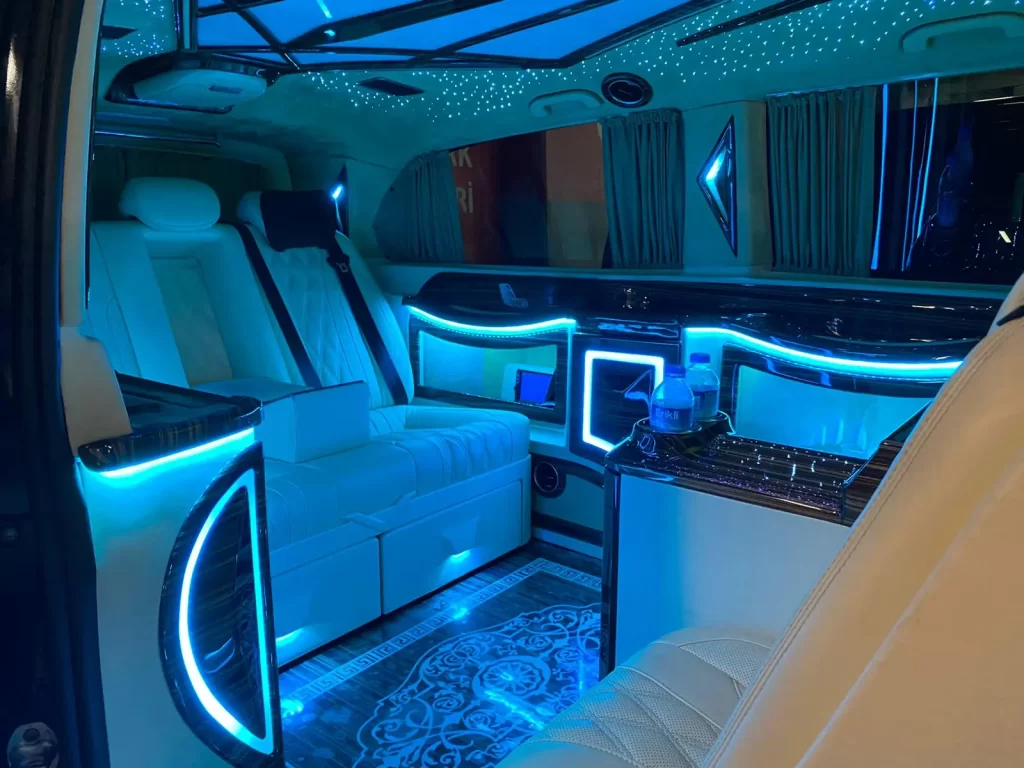 Royal VIP Car geniş VIP araç yaşam alanı